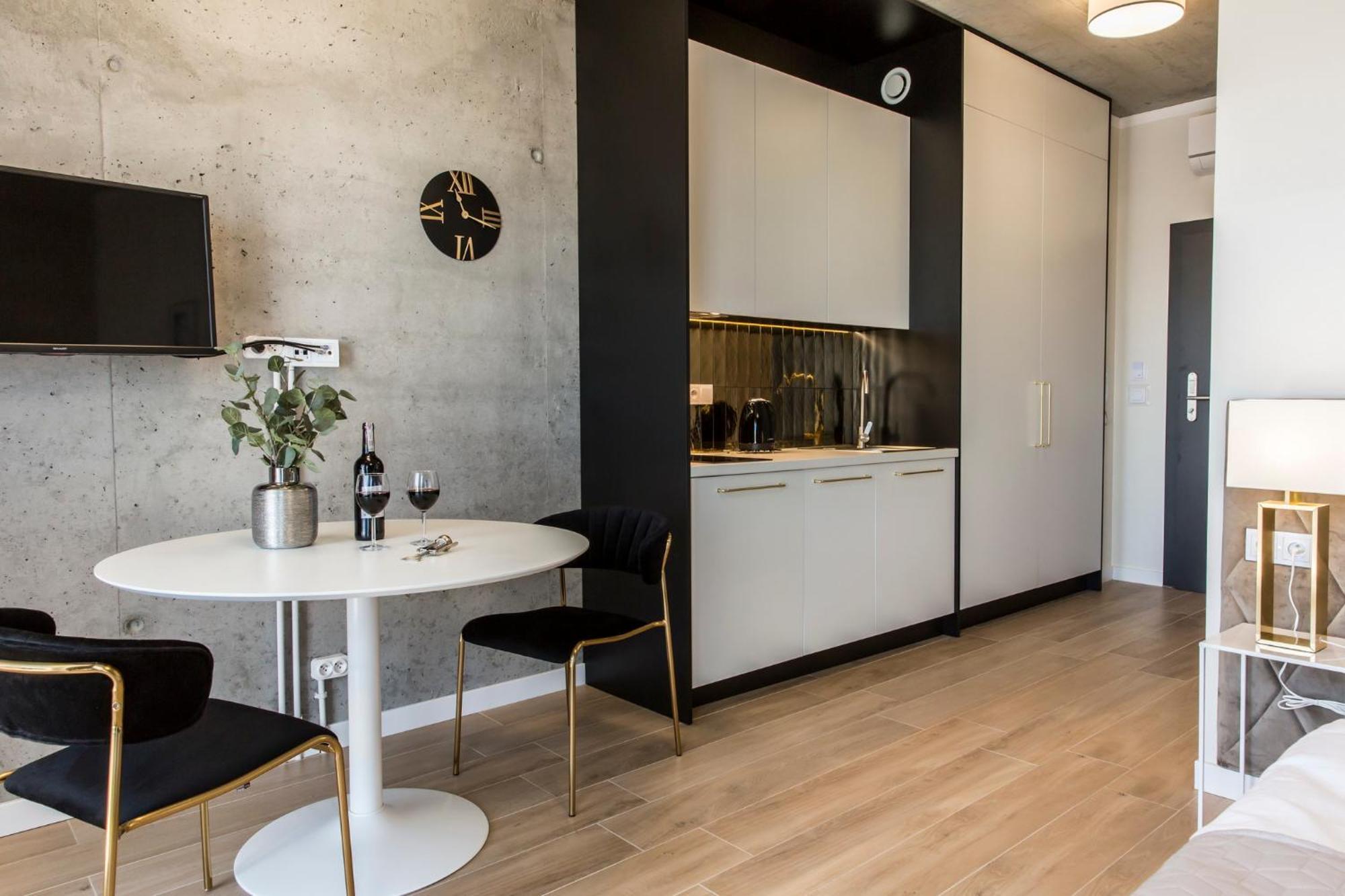 Piedmont House Апартаменти *